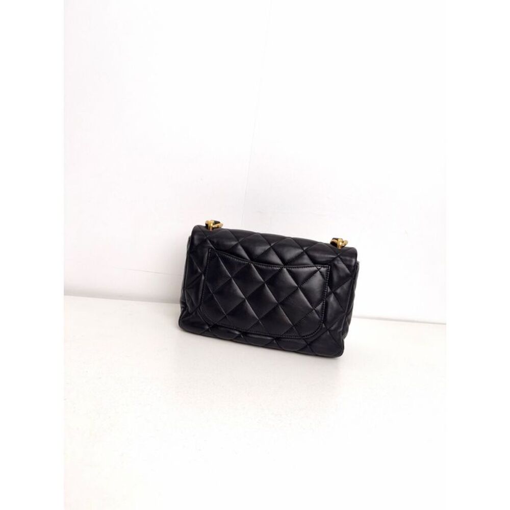 Chanel Women Pre-Loved Bag Very Good Condition - Picture 3 of 9